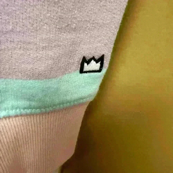 Cabana by Crown and Ivy, super soft long sleeve Sweat Shirt. New With Tags - Picture 6 of 7